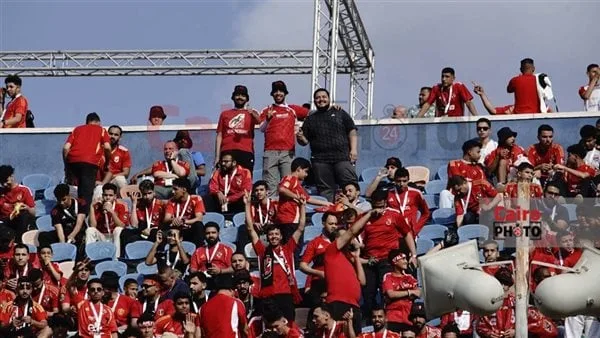 إصابة مشجع أهلاوي من ذوي الهمم بهبوط مفاجئ داخل ستاد القاهرة في مباراة الأهلي وصن داونز إصابة مشجع أهلاوي من ذوي الهمم بهبوط مفاجئ داخل ستاد القاهرة في مباراة الأهلي وصن داونز