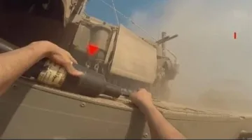 إعلام إسرائيلي: بتر ساقي مجندتين أصيبتا في كمين الفصائل الفلسطينية بـ غزة أول أمس