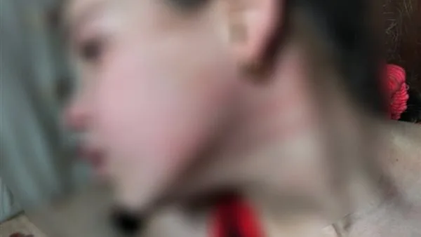 إيديها معلمة على وشّها.. تفاصيل تعدي معلمة على طالبة في أحد مراكز الدروس الخصوصية بالشرقية