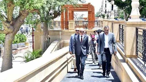 الأقصر تخطط لمستقبل استثماري وسياحي واعد.. تطوير شامل للأراضي والمراسي ودعم المستثمرين الأقصر تخطط لمستقبل استثماري وسياحي واعد.. تطوير شامل للأراضي والمراسي ودعم المستثمرين