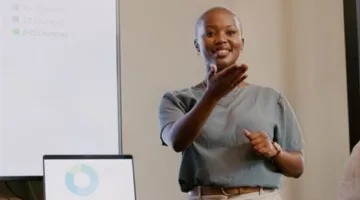 الأمم المتحدة تحتفل باليوم العالمي للفتيات في مجال تكنولوجيا المعلومات والاتصالات لعام 2025