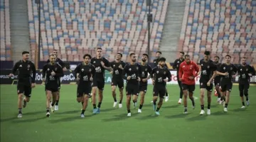 الأهلي يستأنف تدريباته استعدادا لمواجهة بتروجيت في الدوري الممتاز| بث مباشر