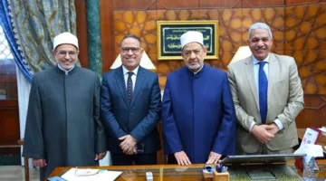 الإمام الأكبر يهنئ مستشار رئيس جامعة الأزهر للابتكار لاختياره عضوًا بالمجلس الوطني للتعليم والبحث التابع لرئاسة الجمهورية