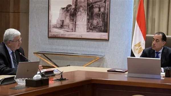 الحكومة تستعرض جاهزية واستعدادات 12 جامعة أهلية جديدة ستبدأ بها الدراسة لأول مرة الحكومة تستعرض جاهزية واستعدادات 12 جامعة أهلية جديدة ستبدأ بها الدراسة لأول مرة