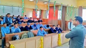 الداخلية تعقد لقاءات مع طلبة المدارس والجامعات للتوعية بمخاطر المخدرات| صور