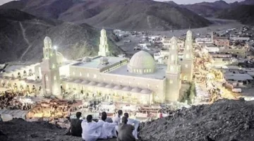 اليوم.. أبناء الطريقة الصوفية يحتفلون بالليلة الختامية لمولد أبو الحسن الشاذلي بمرسى علم