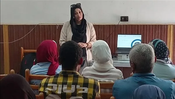 انطلاق أولى فعاليات دورة ريادة الأعمال بمركز شباب طيبة العوامية بالأقصر انطلاق أولى فعاليات دورة ريادة الأعمال بمركز شباب طيبة العوامية بالأقصر