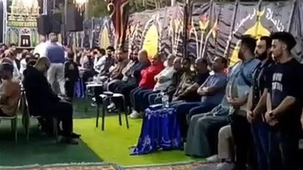 بحضور حسين الشحات.. بدء عزاء أمح الدولي مشجع النادي الأهلي بمدينة السلام | بث مباشر بحضور حسين الشحات.. بدء عزاء أمح الدولي مشجع النادي الأهلي بمدينة السلام | بث مباشر