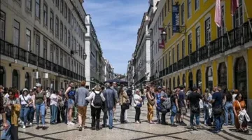 بسبب ظاهرة جوية نادرة.. توقعات باستمرار انقطاع الكهرباء في إسبانيا لأسبوع