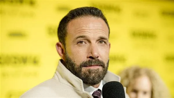 بن أفليك يكشف عن طريقة تربية أطفاله: المال يجب أن يُكسب لا أن يُمنح بن أفليك يكشف عن طريقة تربية أطفاله: المال يجب أن يُكسب لا أن يُمنح