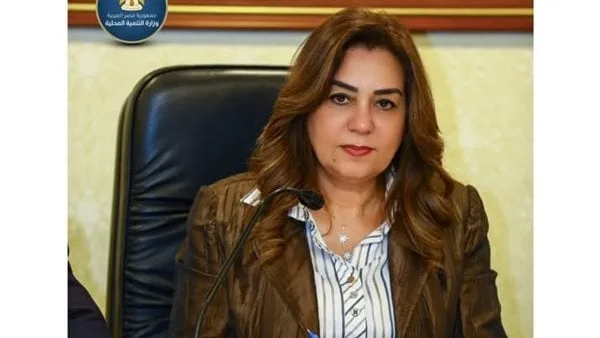 تصعيد المتميزين واستبعاد المقصرين.. التنمية المحلية: قرارات جديدة ومؤثرة لتحسين الأداء وخدمة المواطنين غدًا تصعيد المتميزين واستبعاد المقصرين.. التنمية المحلية: قرارات جديدة ومؤثرة لتحسين الأداء وخدمة المواطنين غدًا