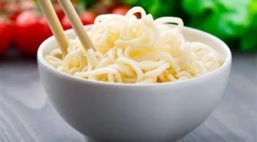 جامعة أسيوط تنفي شائعة استقبال 129 حالة تسمم بسبب النودلز