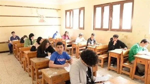 جدول امتحانات الصف الثالث الإعدادي الترم الثاني 2025 في 5 محافظات جدول امتحانات الصف الثالث الإعدادي الترم الثاني 2025 في 5 محافظات
