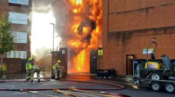 حريق ضخم في محطة كهرباء بالعاصمة البريطانية لندن