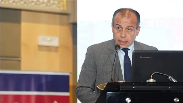 رئيس التمثيل التجاري: توجيهات بإلغاء الرسوم العشوائية واستبدالها بنسبة ضريبة صغيرة رئيس التمثيل التجاري: توجيهات بإلغاء الرسوم العشوائية واستبدالها بنسبة ضريبة صغيرة