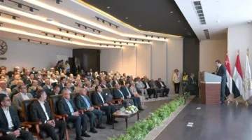 رئيس الوزراء يستمع لعرض تقديمي حول مشروعات ومجالات التنمية لجهاز مستقبل مصر