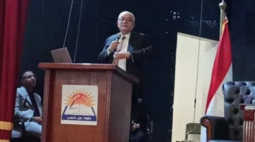 رضا حجازي يقدم رؤية تحليلية تضع الإنسان والأخلاقيات والاستدامة في قلب عملية التعلم