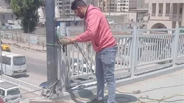 سرقة أجزاء من حديد كوبري الزوايدة بالإسكندرية وتدخل عاجل من الحي