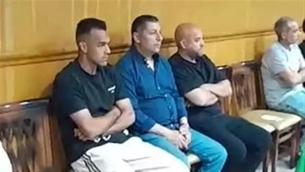 سيد نيمار أبرز الحضور في عزاء سعد محمد لاعب الزمالك السابق | بث مباشر سيد نيمار أبرز الحضور في عزاء سعد محمد لاعب الزمالك السابق | بث مباشر