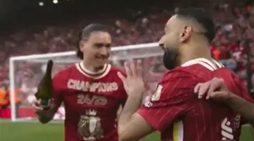 شاهد لحظة رفض محمد صلاح الاحتفال بـ الخمر بعد التتويج بالدوري الإنجليزي