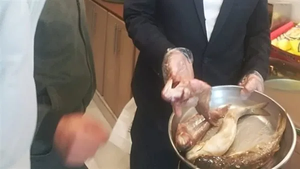 ضبط 300 كيلو من الأسماك غير المطابقة للاشتراطات الصحية بكفر الشيخ ضبط 300 كيلو من الأسماك غير المطابقة للاشتراطات الصحية بكفر الشيخ