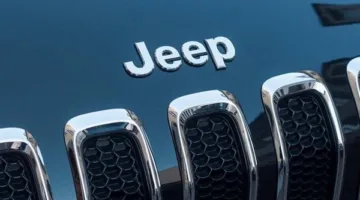 ظهور تفاصيل جديدة عن جيب شيروكي الجديدة لأول مرة