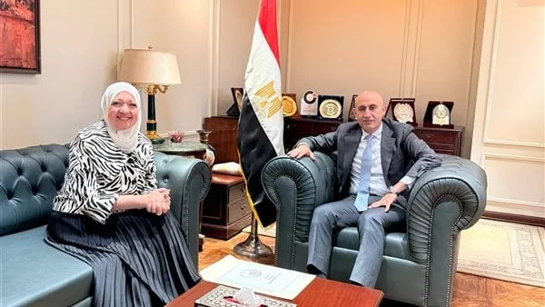 عبد اللطيف يبحث مع صندوق تطوير التعليم سبل تعزيز التعاون في العملية التعليمية عبد اللطيف يبحث مع صندوق تطوير التعليم سبل تعزيز التعاون في العملية التعليمية