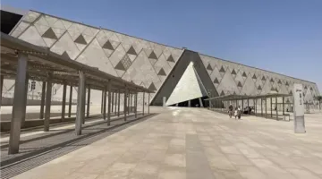 على غرار موكب المومياوات.. وزارة السياحة تستعد لحفل افتتاح المتحف المصري الكبير|بث مباشر