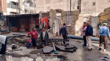 غرق شارع الأمين والبلدية في بورسعيد بسبب كسر مفاجئ لماسورة مياه | صور