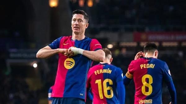 غياب ليفاندوفسكي.. قائمة برشلونة لـ مباراة ريال مايوركا بالدوري الإسباني