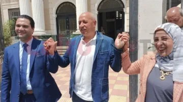 فرحة طبيبة كفر الدوار بعد قرار المحكمة بإيقافها 6 أشهر بتهمة إفشاء أسرار المرضى | بث مباشر