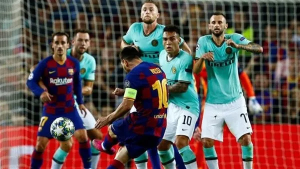 قبل مواجهة الليلة.. تاريخ مواجهات برشلونة وإنتر ميلان في دوري أبطال أوروبا