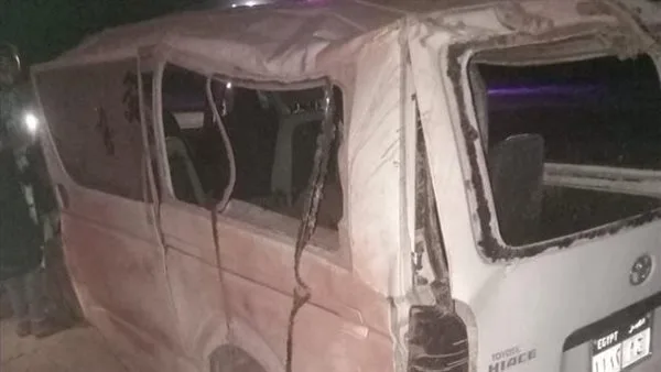كانوا جايبين جثة أبوهم.. ننشر أسماء المصابين في انقلاب سيارة نقل الموتى بالأقصر