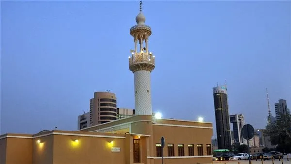 لترشيد استهلاك الكهرباء.. الكويت: تقليص وقت الإقامة لجميع الصلوات إلى 10 دقائق
