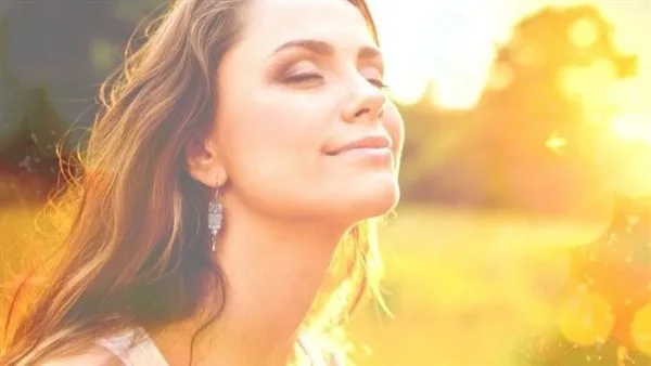 متى يكون التعرض للشمس مفيد لصحة الجسم؟.. فوائد جسدية ونفسية ولكن بشروط
