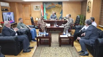 محافظ الفيوم يلتقي أعضاء مجلسي النواب والشيوخ لبحث مطالب المواطنين