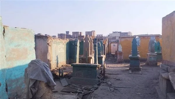 محافظ القاهرة عن هدم مقابر باب النصر: ليست تراثية.. ووفرنا أماكن بديلة بالعاشر من رمضان | خاص
