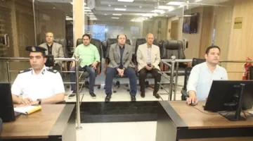 محافظ بني سويف يتابع من مركز الشبكة الوطنية استعدادات مواجهة الطقس السيئ