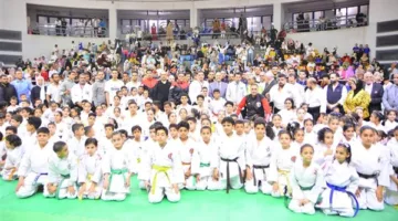 مصر تحصد لقب بطولة إفريقيا للكاراتيه التقليدي بالقاهرة.. ووزير الرياضة يشيد بالإنجاز