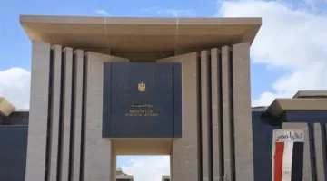 مصر ترحب باختيار حسين الشيخ نائبا لرئيس اللجنة التنفيذية لمنظمة التحرير الفلسطينية ونائبا للرئيس أبو مازن