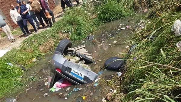 مصرع أم وابنتها غرقا إثر انقلاب سيارة ملاكي في مصرف بالبحيرة مصرع أم وابنتها غرقا إثر انقلاب سيارة ملاكي في مصرف بالبحيرة