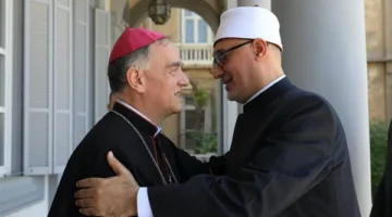 مفتي الجمهورية يقدم واجب العزاء في البابا فرنسيس بسفارة الفاتيكان بالقاهرة| صور