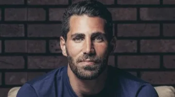 منها أغنية لولاكي.. عزيز مرقة يطرح ألبوما جديدا في مايو يحمل 5 أغنيات