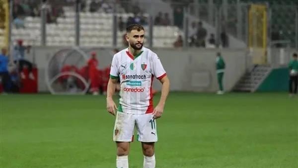 مولودية الجزائر يكشف لـ القاهرة 24 حقيقة عرض الزمالك لضم طيب مزياني
