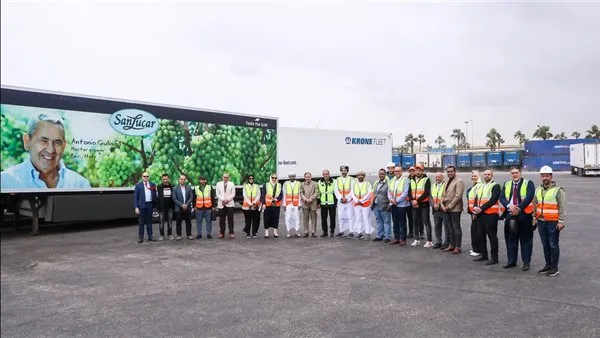 هيئة ميناء دمياط تستقبل وفدًا عمانيًا لبحث التعاون في مجال التحول الرقمي هيئة ميناء دمياط تستقبل وفدًا عمانيًا لبحث التعاون في مجال التحول الرقمي