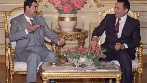 وثائق بريطانية تكشف محاولة خداع الملك حسين للرئيس مبارك لدعم احتلال صدام حسين لـ الكويت| بث مباشر وثائق بريطانية تكشف محاولة خداع الملك حسين للرئيس مبارك لدعم احتلال صدام حسين لـ الكويت| بث مباشر