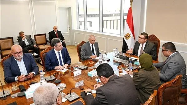 وزير الإسكان يتابع معدلات تسويق عدد من مشروعات هيئة المجتمعات العمرانية الجديدة