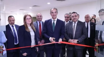وزير الاتصالات: طوابع البريد مرآة لحضارة مصر وتاريخها