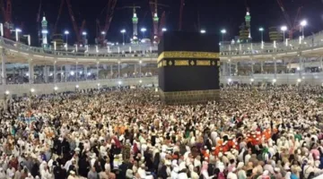 وزير السياحة: نجاح تنظيم برامج العمرة لما يقرب من 904 آلاف معتمر مصري خلال موسم 1446هـ