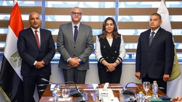 وزيرة التنمية المحلية ومحافظ القليوبية يشهدان توقيع عقد لتأجير وحق الانتفاع لمشروع الـ30 مليون بيضة بالخانكة وزيرة التنمية المحلية ومحافظ القليوبية يشهدان توقيع عقد لتأجير وحق الانتفاع لمشروع الـ30 مليون بيضة بالخانكة